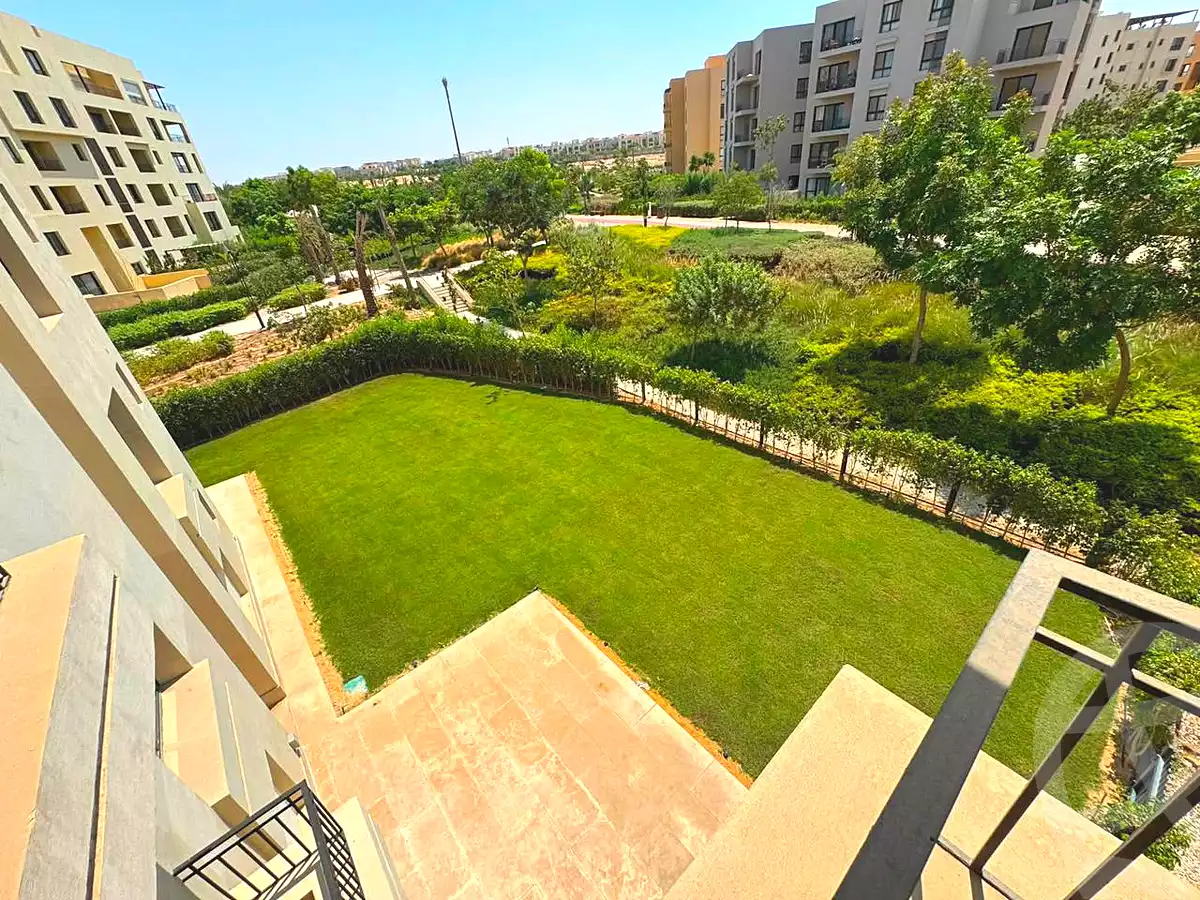 https://aqarmap.com.eg/en/listing/7234157-for-sale-cairo-6th-of-october-hadaeq-october-compounds-o-west-club-yard-o-west