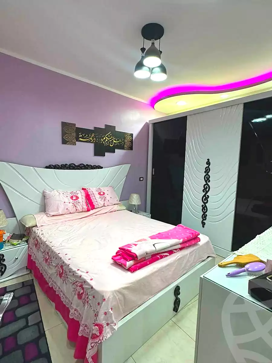 https://aqarmap.com.eg/en/listing/7234598-for-sale-cairo-el-haram-shareaa-khatem-el-morsalen