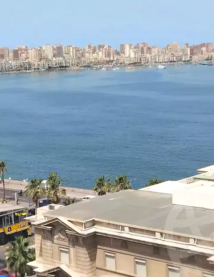 https://aqarmap.com.eg/ar/listing/7234839-for-rent-alexandria-mht-lrml