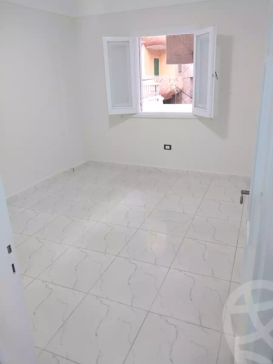 https://aqarmap.com.eg/ar/listing/7234877-for-sale-alexandria-al-agamy-el-hanouvel
