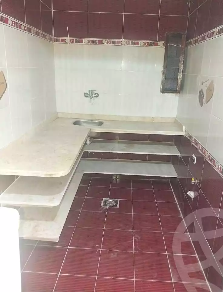 https://aqarmap.com.eg/en/listing/7234886-for-sale-alexandria-al-agamy-el-hanouvel-el-zahraa-city-st