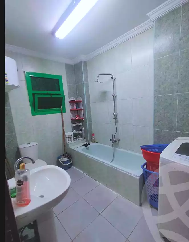 https://aqarmap.com.eg/ar/listing/7235041-for-sale-cairo-helwan-helwan-el-sharkeya-heidar-st