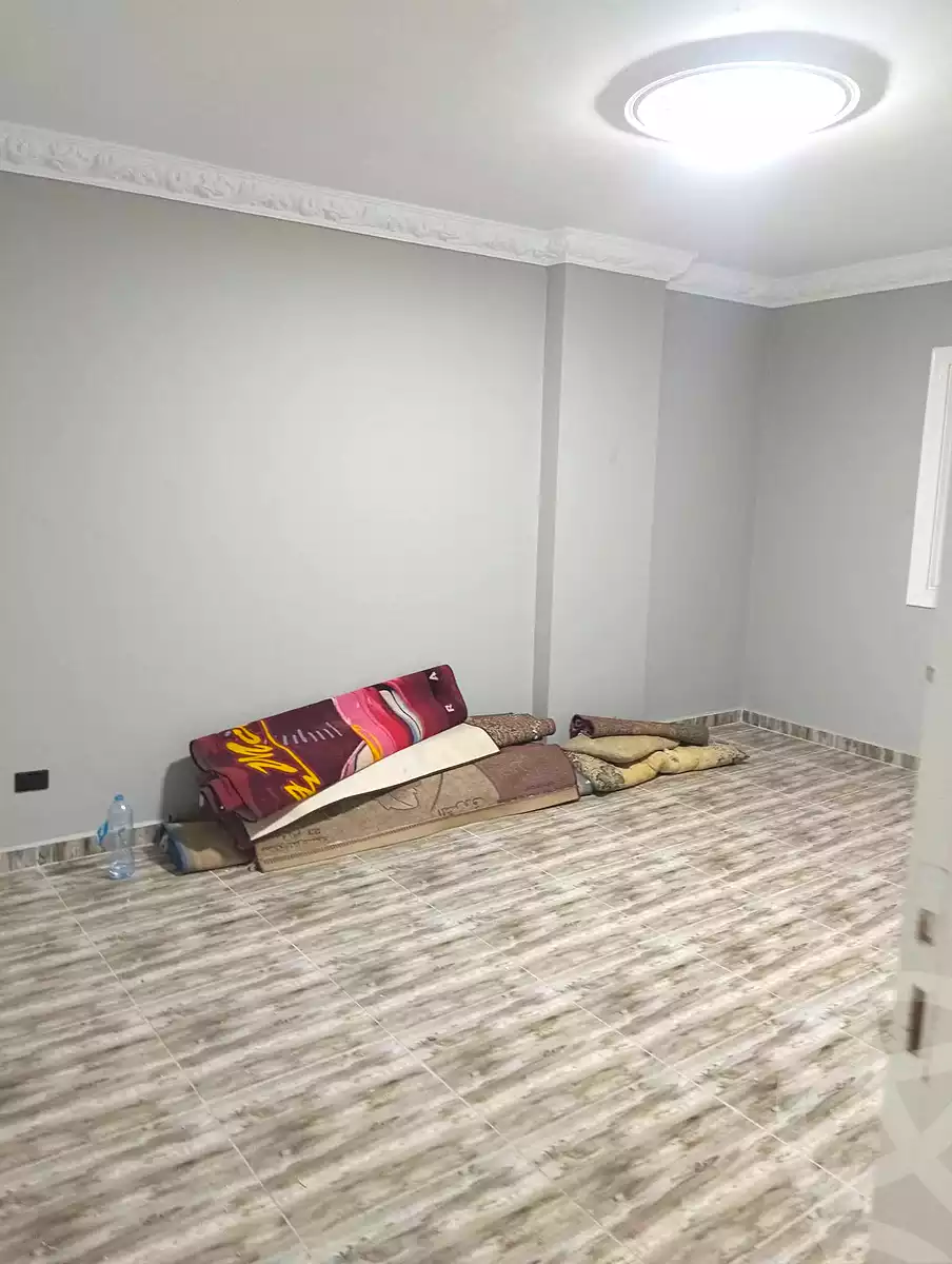 https://aqarmap.com.eg/ar/listing/7235058-for-sale-alexandria-al-agamy-el-hanouvel