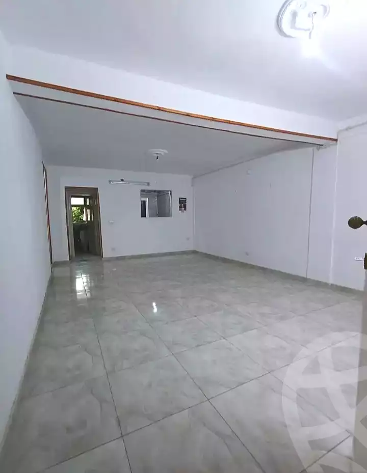 https://aqarmap.com.eg/ar/listing/7235333-for-rent-alexandria-al-agamy-lbytsh-al-samalehy-1-st
