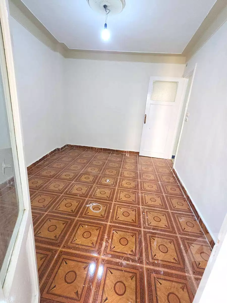https://aqarmap.com.eg/en/listing/7235872-for-sale-alexandria-bahray-el-anfoshy-sidi-abou-el-abbas-st