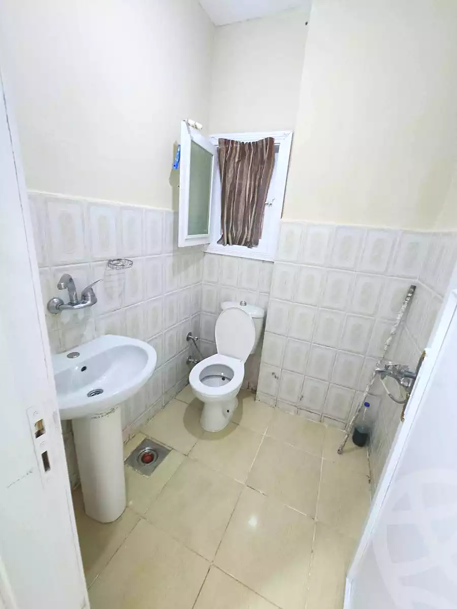 https://aqarmap.com.eg/en/listing/7235872-for-sale-alexandria-bahray-el-anfoshy-sidi-abou-el-abbas-st