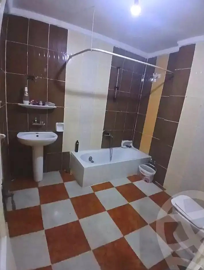 https://aqarmap.com.eg/en/listing/7235952-for-sale-alexandria-el-mandara-alex-el-mandara-bahri-sidi-kamal-st