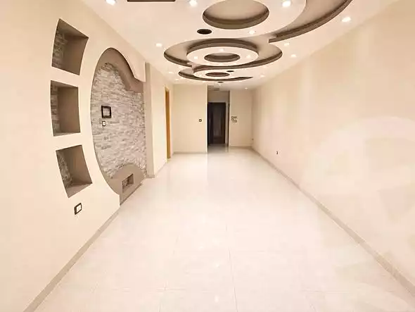 https://aqarmap.com.eg/ar/listing/7235966-for-sale-alexandria-glim