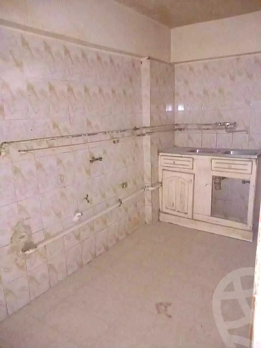 https://aqarmap.com.eg/en/listing/7235983-for-sale-alexandria-al-agamy-lbytsh-princess-st