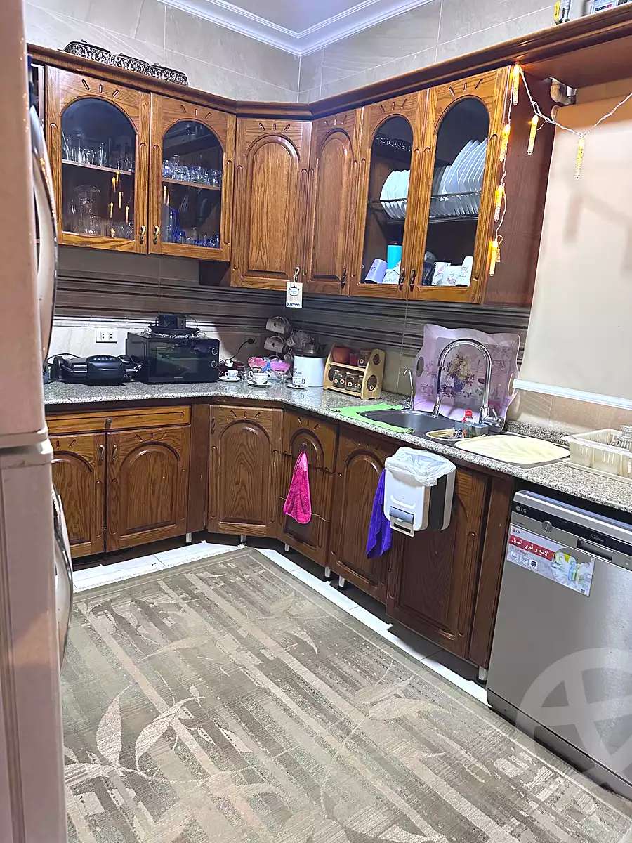 https://aqarmap.com.eg/ar/listing/7236229-for-sale-cairo-new-cairo-compounds-hayati-residence