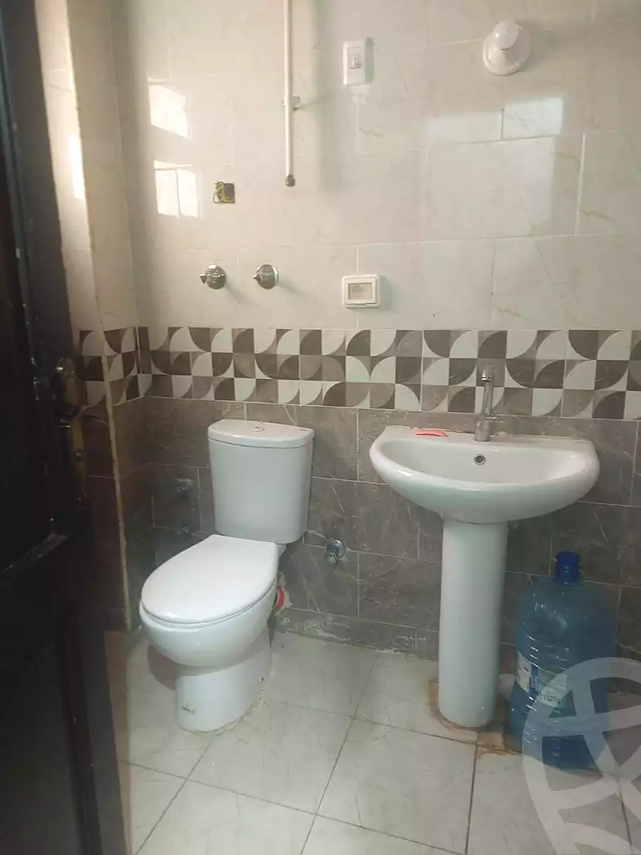 https://aqarmap.com.eg/en/listing/7236247-for-sale-cairo-6th-of-october-compounds-skn-msr
