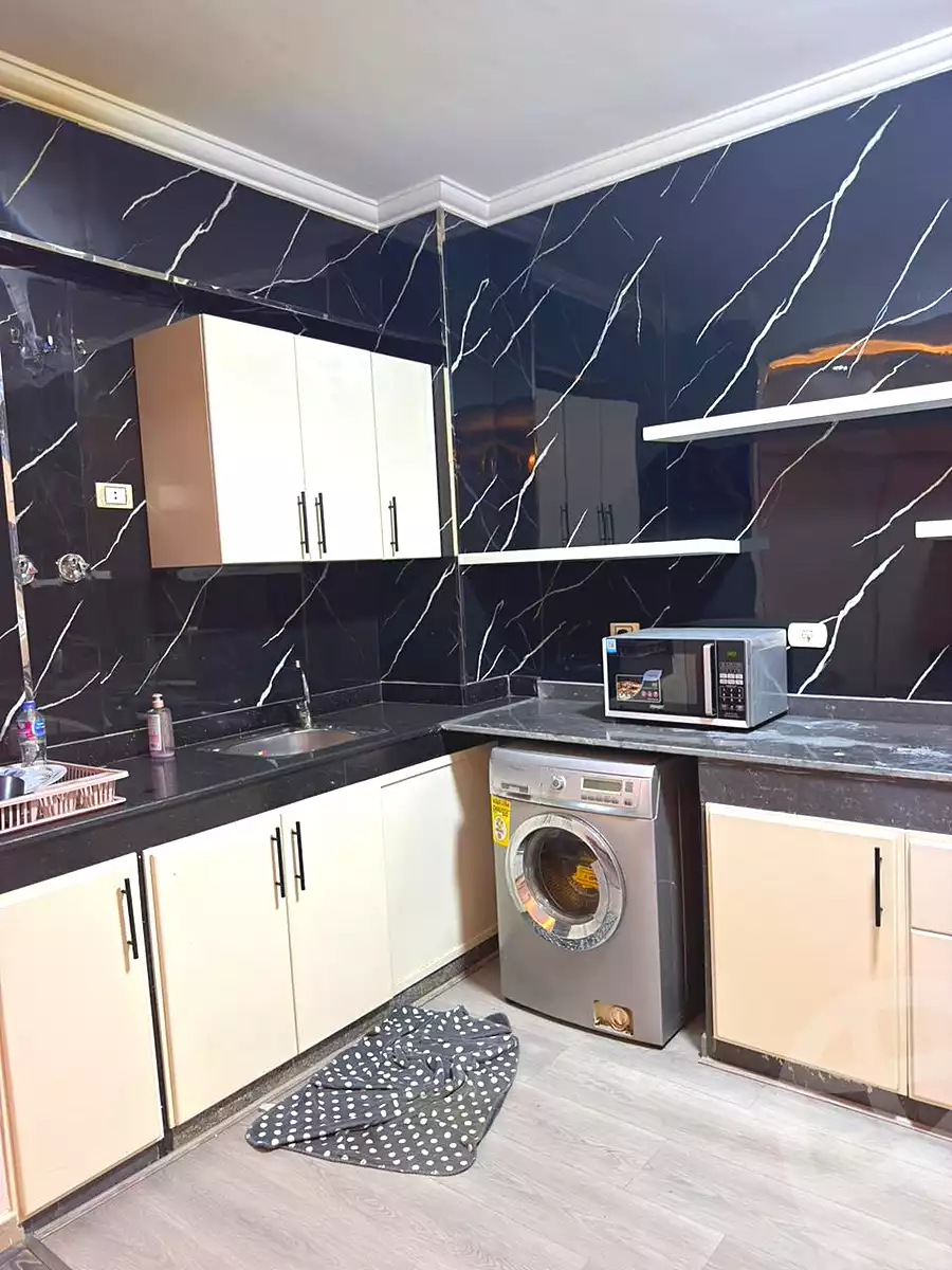 https://aqarmap.com.eg/ar/listing/7236321-for-rent-cairo-6th-of-october-compounds-dream-land-flower-resort