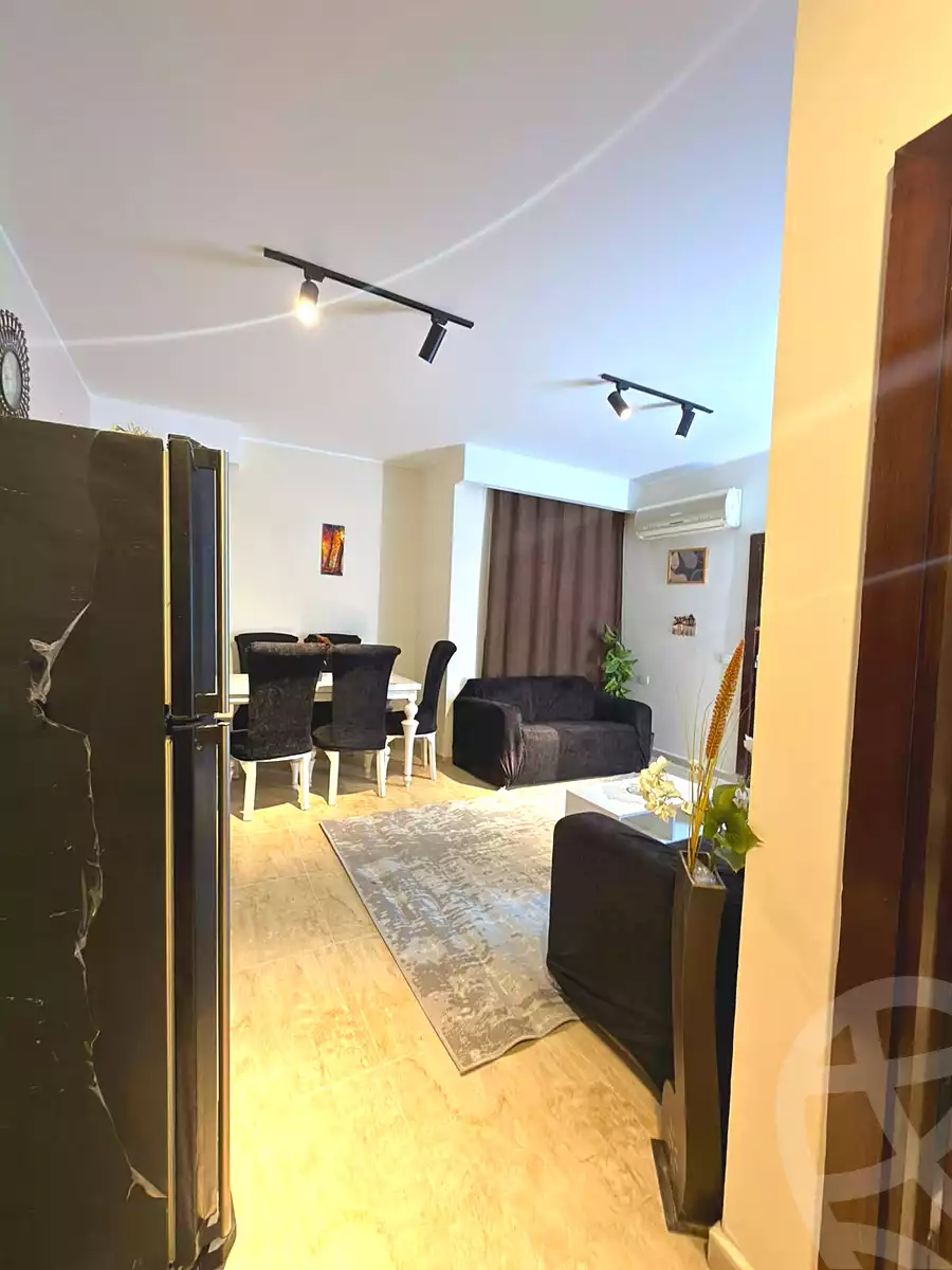 https://aqarmap.com.eg/ar/listing/7236579-for-rent-cairo-el-sheikh-zayed-city-el-hay-eltaseaa-lhy-lts