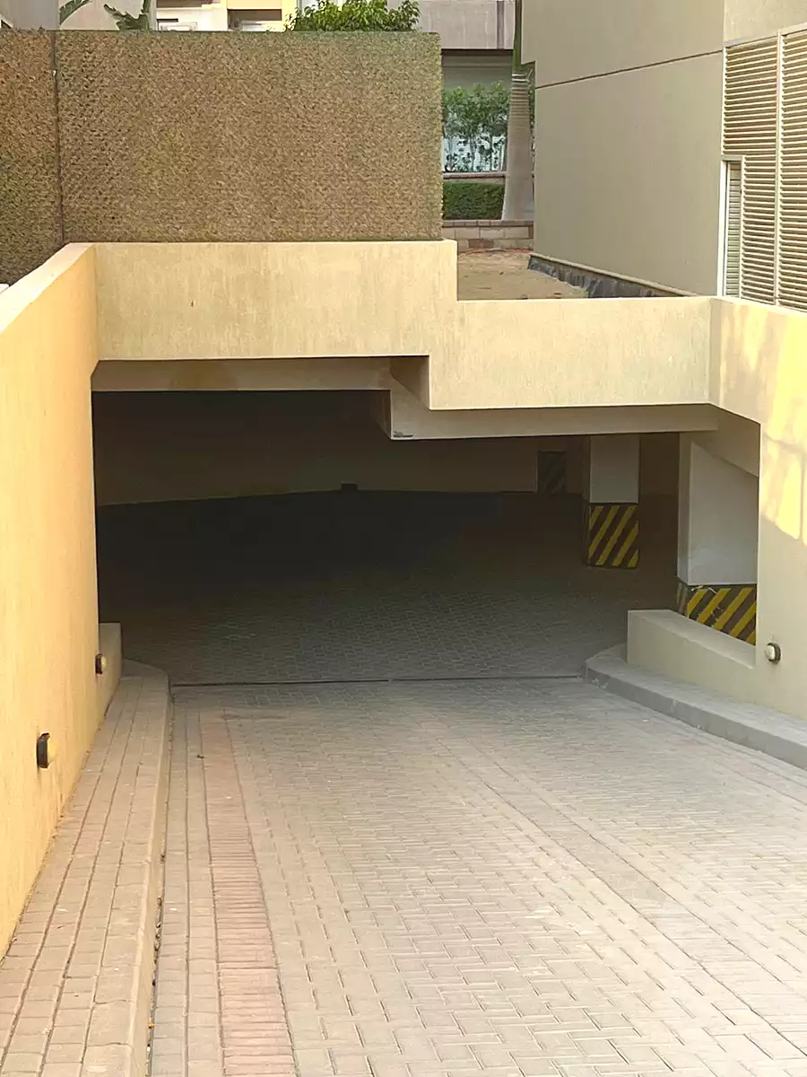 https://aqarmap.com.eg/en/listing/7236600-for-sale-cairo-el-sheikh-zayed-city-compounds-greens