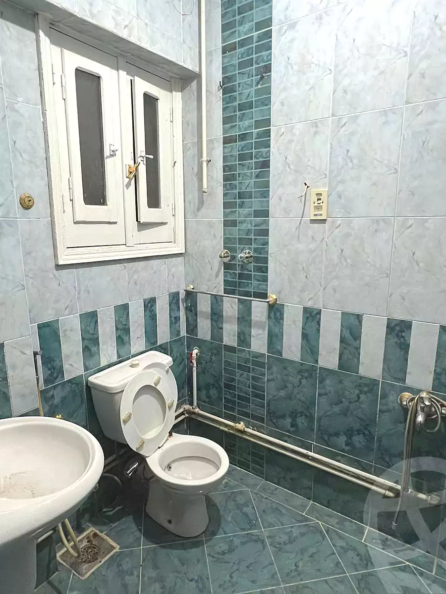 https://aqarmap.com.eg/ar/listing/7236750-for-rent-cairo-6th-of-october-el-ahyaa-neighborhood-4th-neighbourhood-1