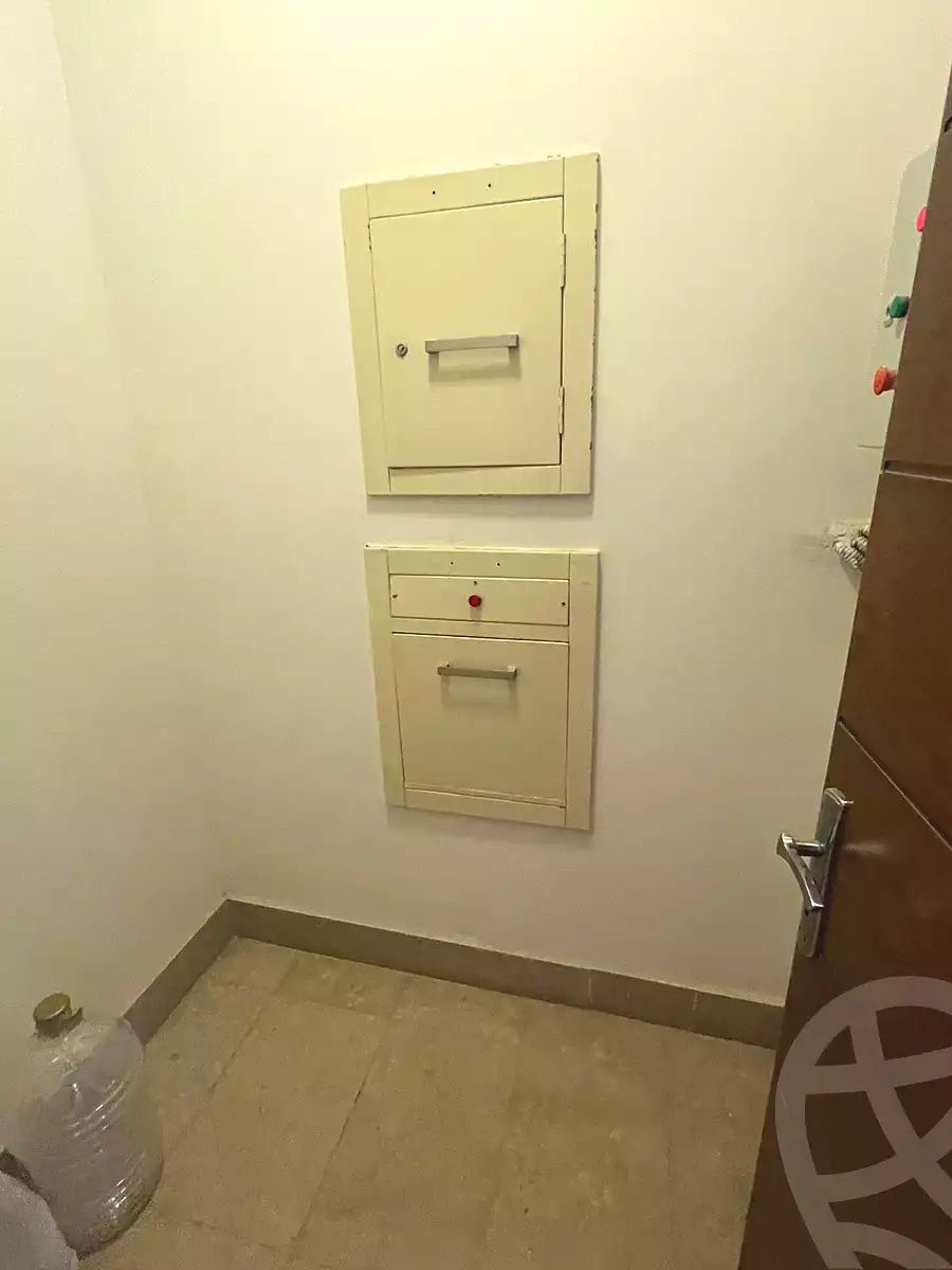 https://aqarmap.com.eg/ar/listing/7236767-for-sale-cairo-el-sheikh-zayed-city-compounds-greens