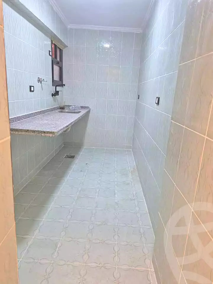 https://aqarmap.com.eg/ar/listing/7236777-for-sale-alexandria-al-agamy-l-jmy-lbhry-abd-el-hameed-radwan-st
