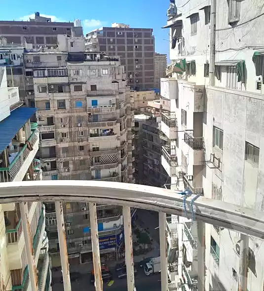 https://aqarmap.com.eg/en/listing/7236779-for-sale-alexandria-el-asafra-l-sfr-bhry