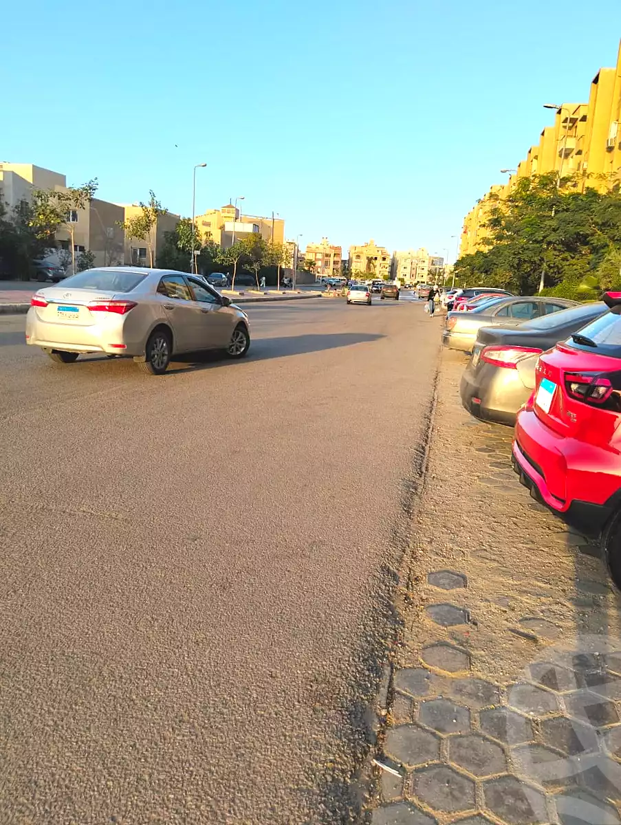 https://aqarmap.com.eg/ar/listing/7236892-for-sale-cairo-el-sheikh-zayed-city-compounds-el-karma-residence