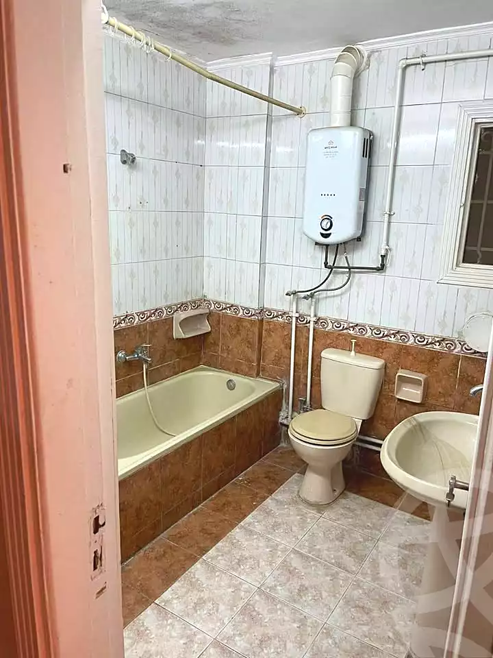 https://aqarmap.com.eg/ar/listing/7236974-for-sale-cairo-hadayek-el-koba
