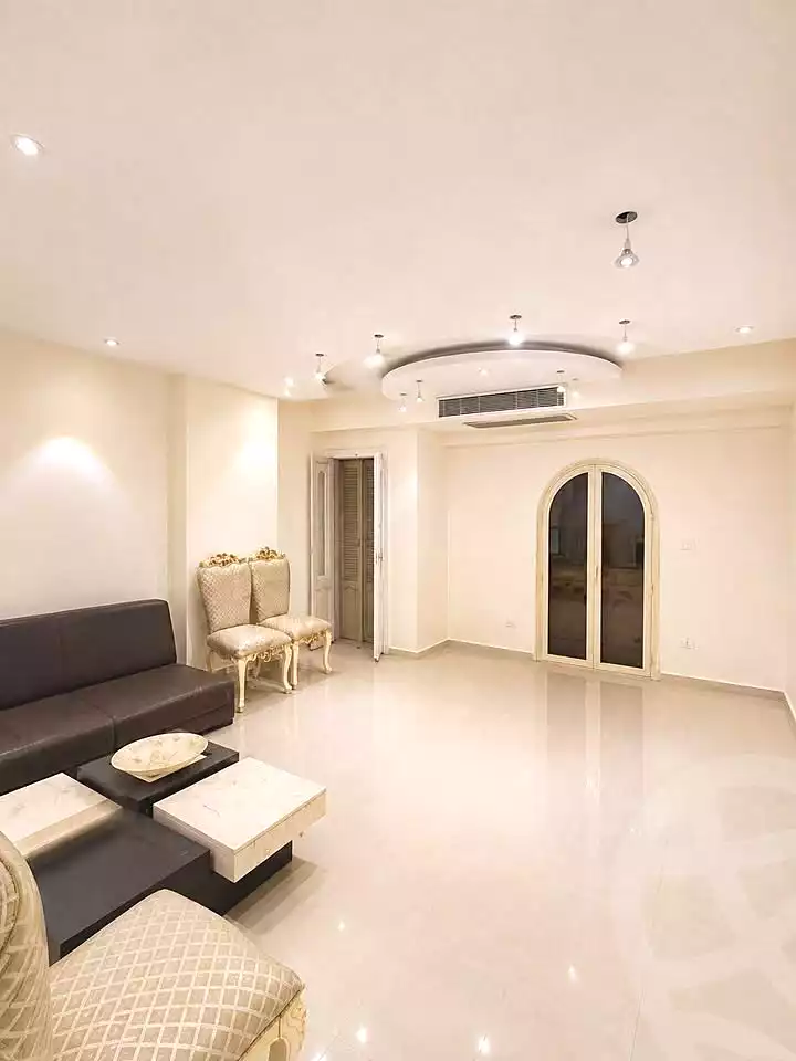 https://aqarmap.com.eg/ar/listing/7237165-for-sale-alexandria-glim