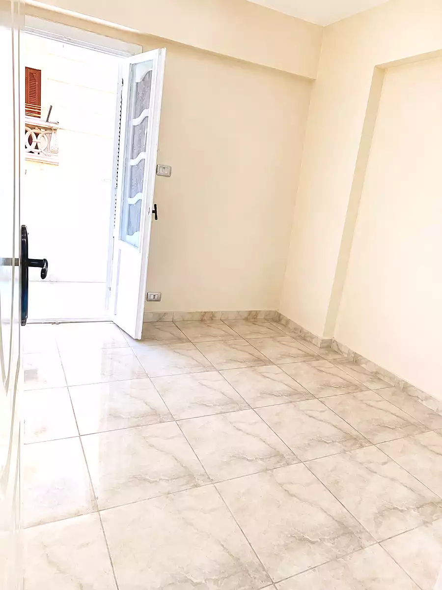 https://aqarmap.com.eg/ar/listing/7237242-for-sale-alexandria-sydy-bshr-sydy-bshr-qbly