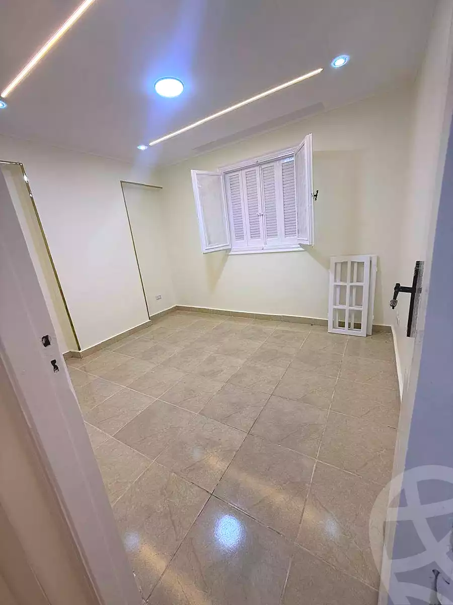 https://aqarmap.com.eg/en/listing/7237281-for-sale-alexandria-sydy-bshr-sydy-bshr-bhry-gamal-abd-el-nasir-st