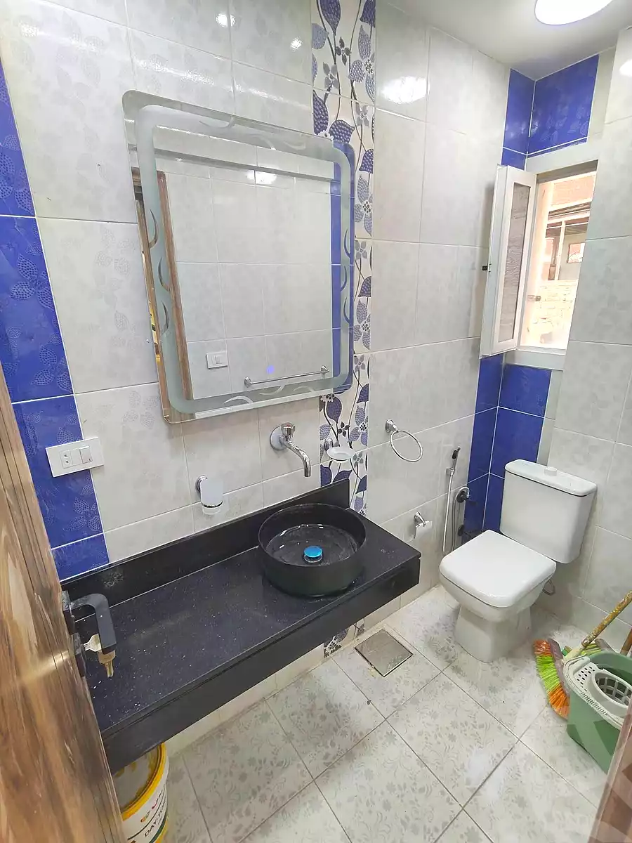 https://aqarmap.com.eg/ar/listing/7237369-for-sale-alexandria-sydy-bshr-sydy-bshr-bhry-shr-mhmwd-l-yswy