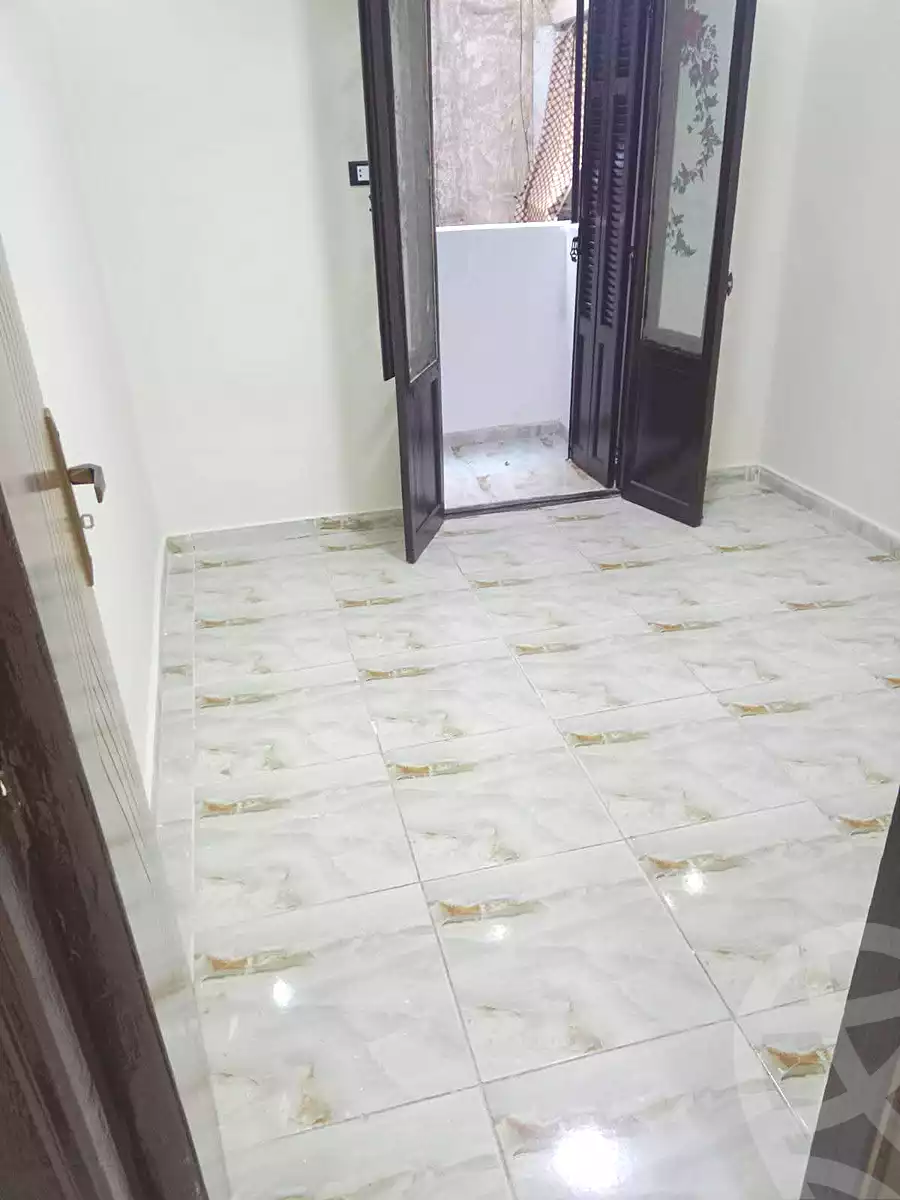 https://aqarmap.com.eg/ar/listing/7237413-for-sale-alexandria-el-asafra-shr-45