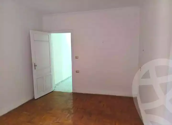https://aqarmap.com.eg/en/listing/7237427-for-rent-alexandria-kafr-abdo