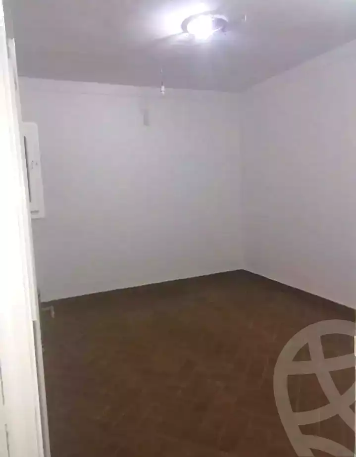 https://aqarmap.com.eg/ar/listing/7237440-for-rent-alexandria-miami-shr-jml-bd-lnsr