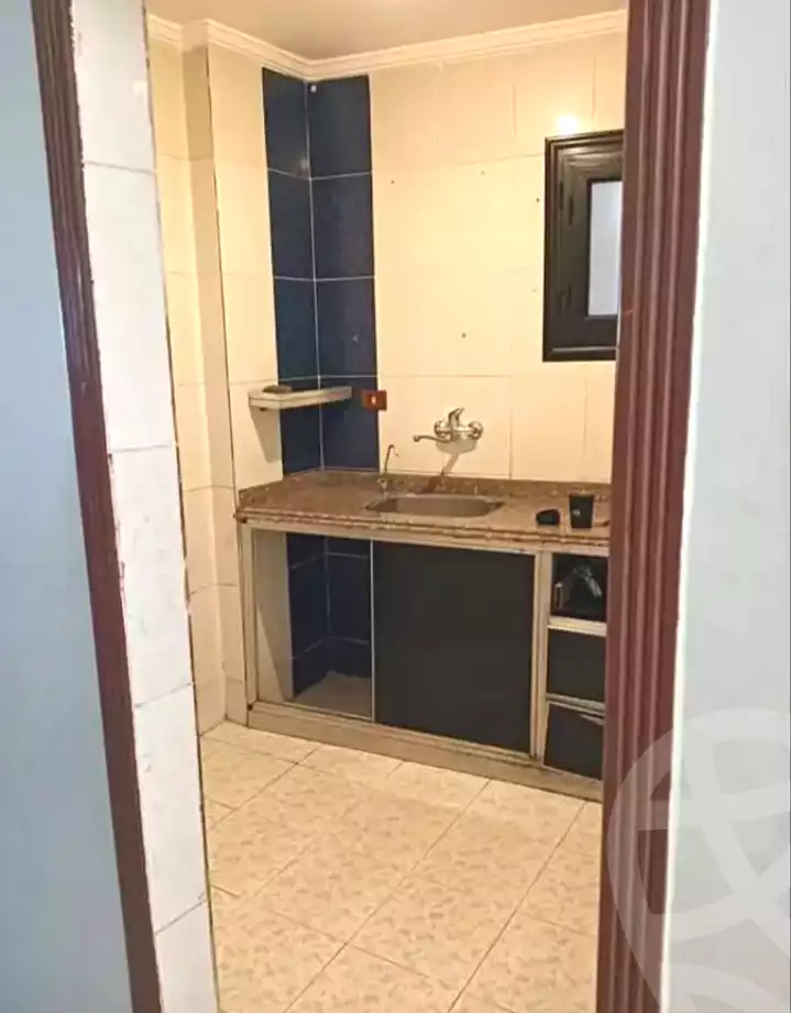 https://aqarmap.com.eg/ar/listing/7237462-for-rent-alexandria-ganaklis
