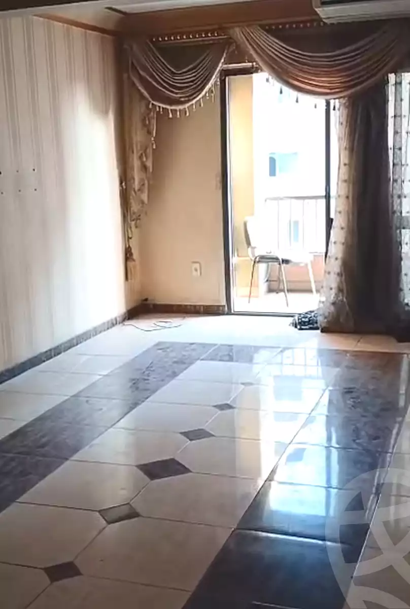 https://aqarmap.com.eg/en/listing/7235883-for-sale-cairo-hadayek-el-koba