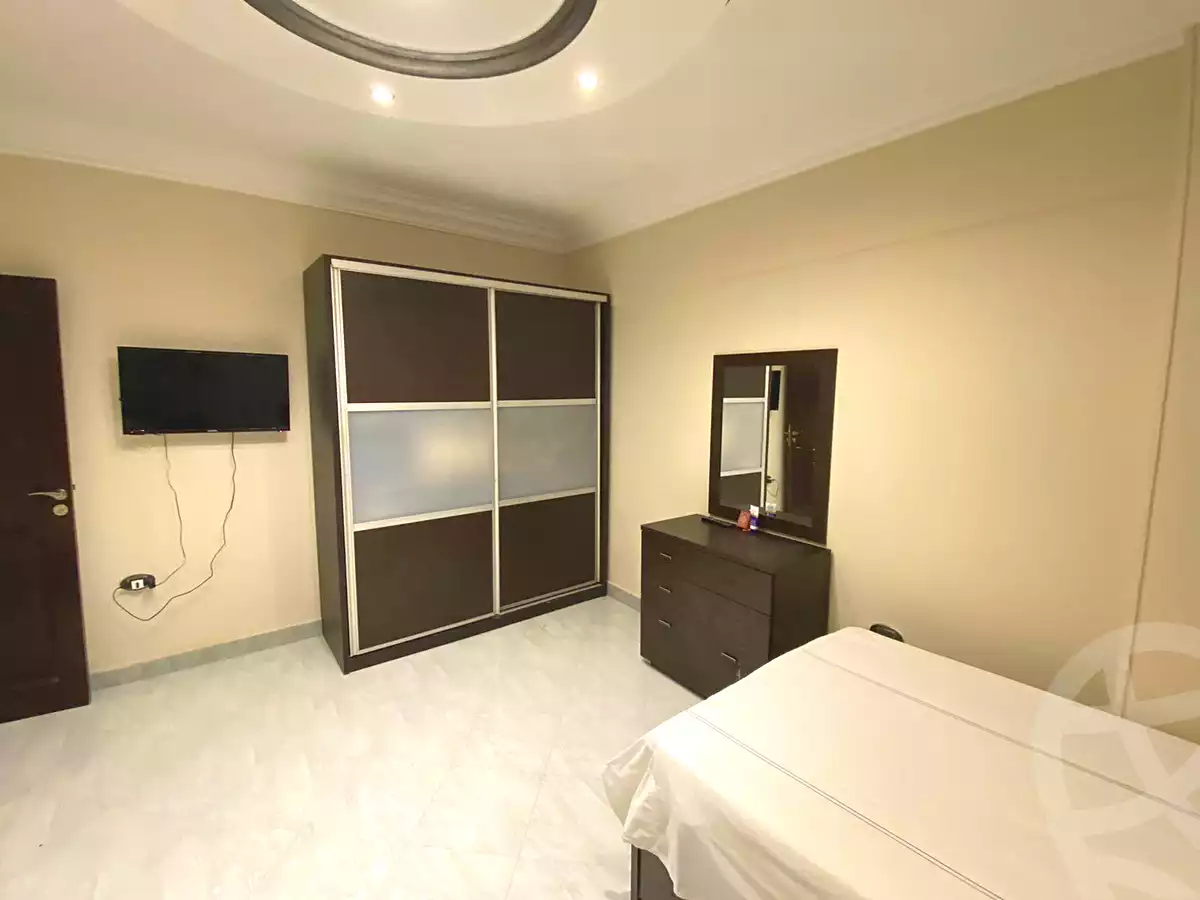 https://aqarmap.com.eg/ar/listing/7237728-for-rent-cairo-6th-of-october-el-ahyaa-neighborhood-4th-neighbourhood-2