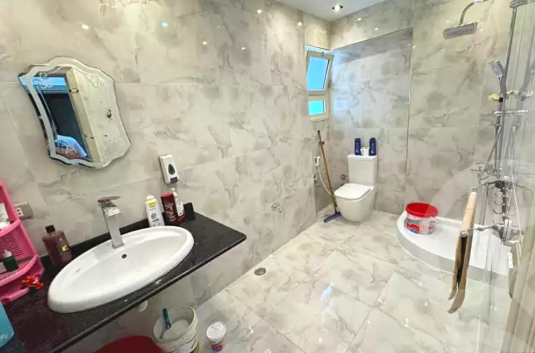 https://aqarmap.com.eg/ar/listing/7237917-for-sale-alexandria-moharram-bey-ali-al-askandarani-st