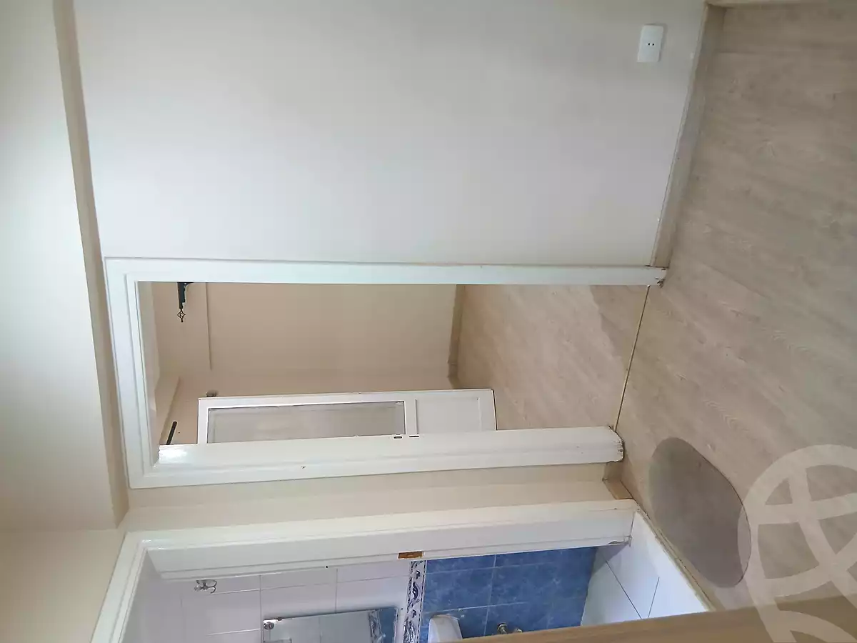 https://aqarmap.com.eg/ar/listing/7237968-for-rent-cairo-el-maadi-sarayat-el-maadi-al-golf-st