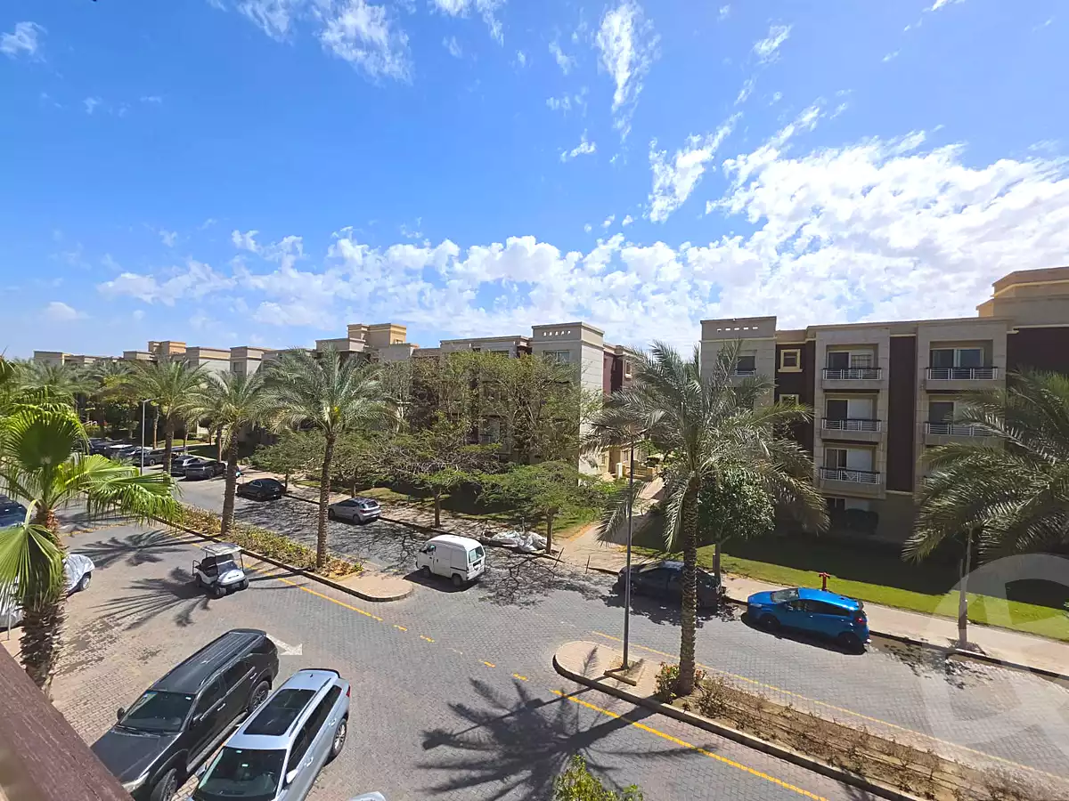 https://aqarmap.com.eg/ar/listing/7237990-for-sale-cairo-6th-of-october-compounds-green-heights