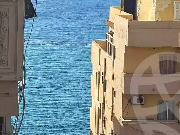 https://aqarmap.com.eg/ar/listing/7238340-for-rent-alexandria-el-mandara