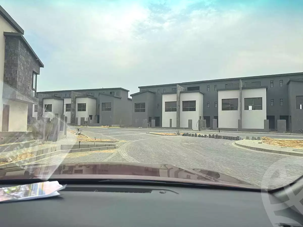 https://aqarmap.com.eg/en/listing/7238423-for-sale-cairo-new-cairo-compounds-kmbwnd-kryk-twn-il-cazar