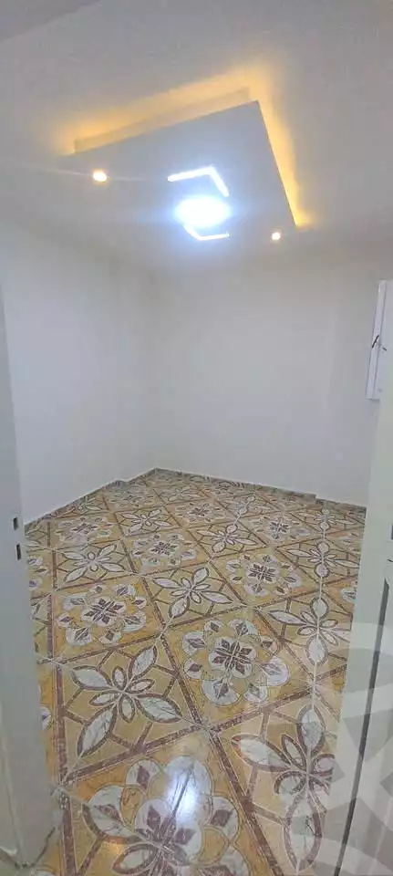 https://aqarmap.com.eg/ar/listing/7238454-for-sale-alexandria-el-asafra-shr-45