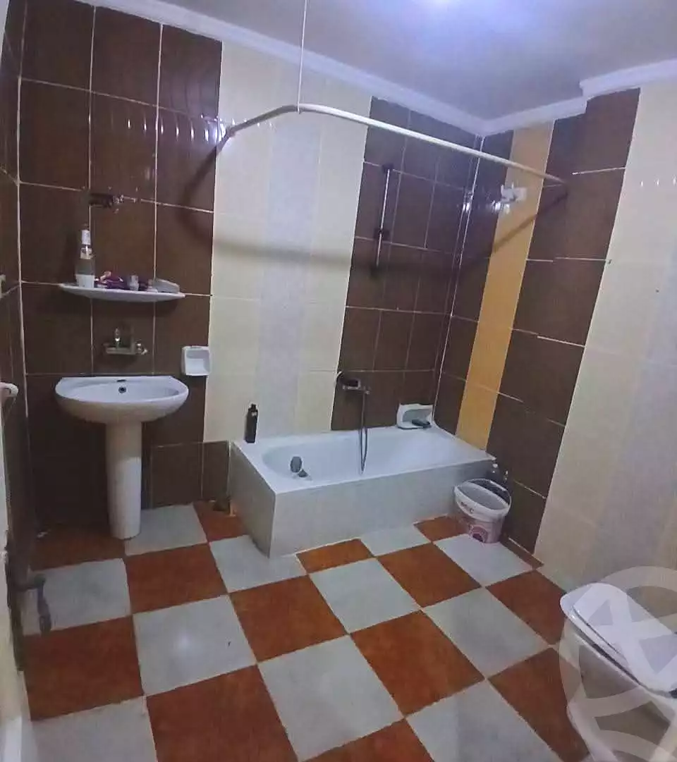 https://aqarmap.com.eg/en/listing/7238812-for-sale-alexandria-el-mandara-alex-el-mandara-bahri-sidi-kamal-st