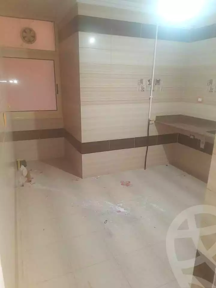 https://aqarmap.com.eg/ar/listing/7238878-for-rent-alexandria-ganaklis