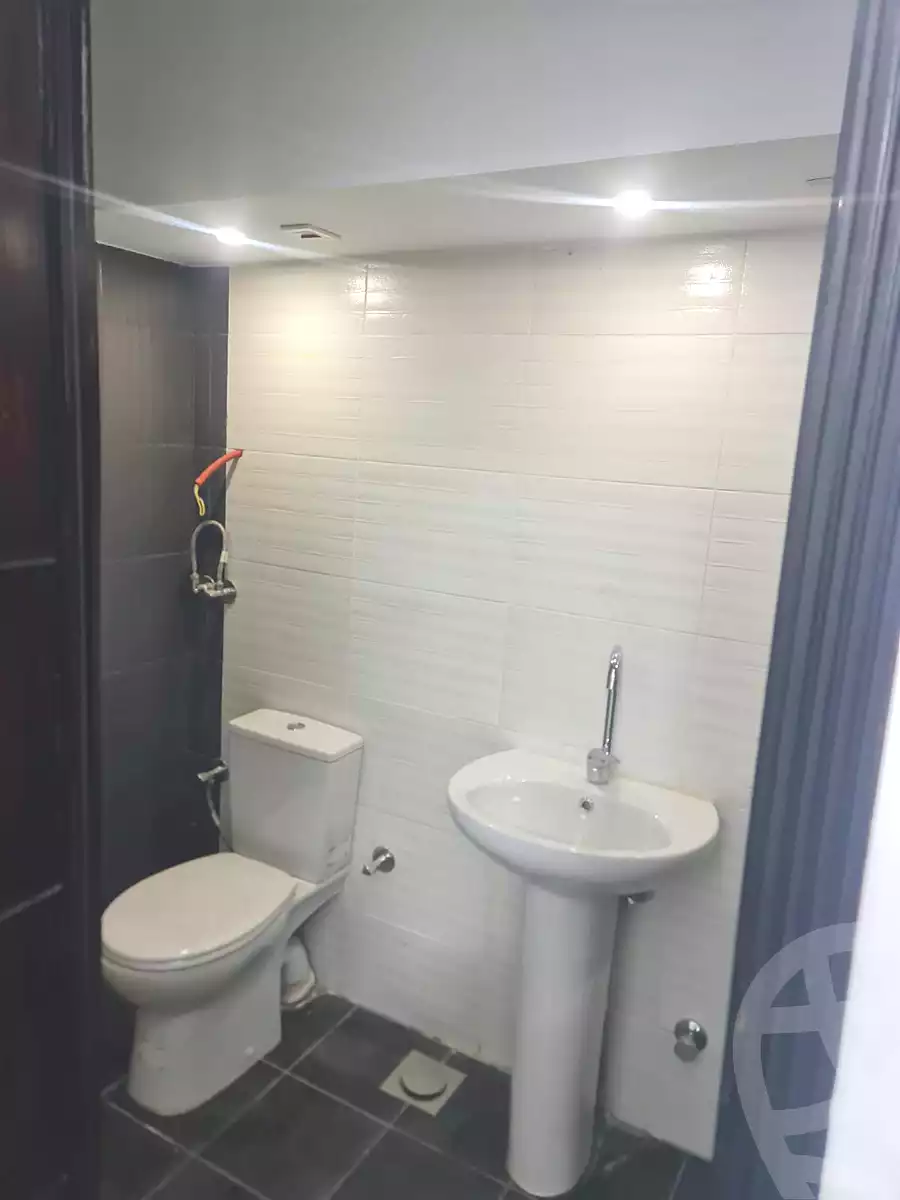 https://aqarmap.com.eg/ar/listing/7238918-for-rent-cairo-el-maadi-mdyn-lm-rj-corniche-st