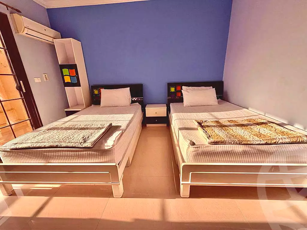 https://aqarmap.com.eg/ar/listing/7238973-for-rent-cairo-new-cairo-lrhb-city-phase-4-mohammed-farid-st