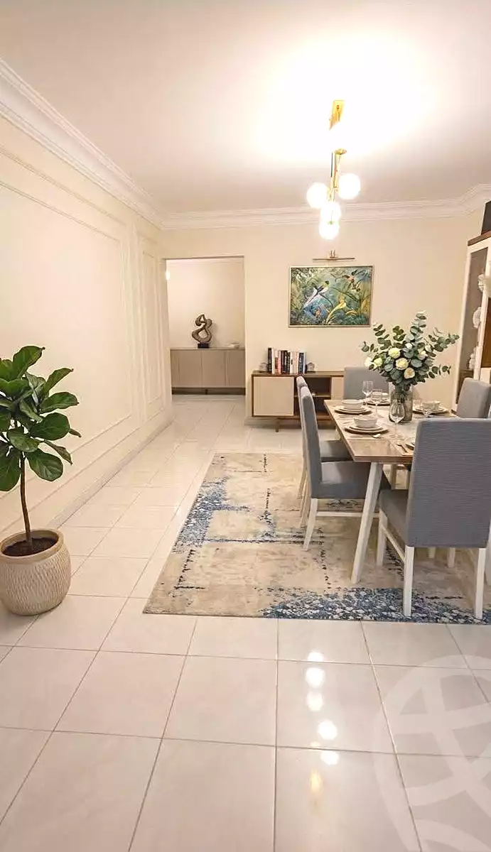 https://aqarmap.com.eg/ar/listing/7239109-for-sale-cairo-helwan-ahmed-enci-st