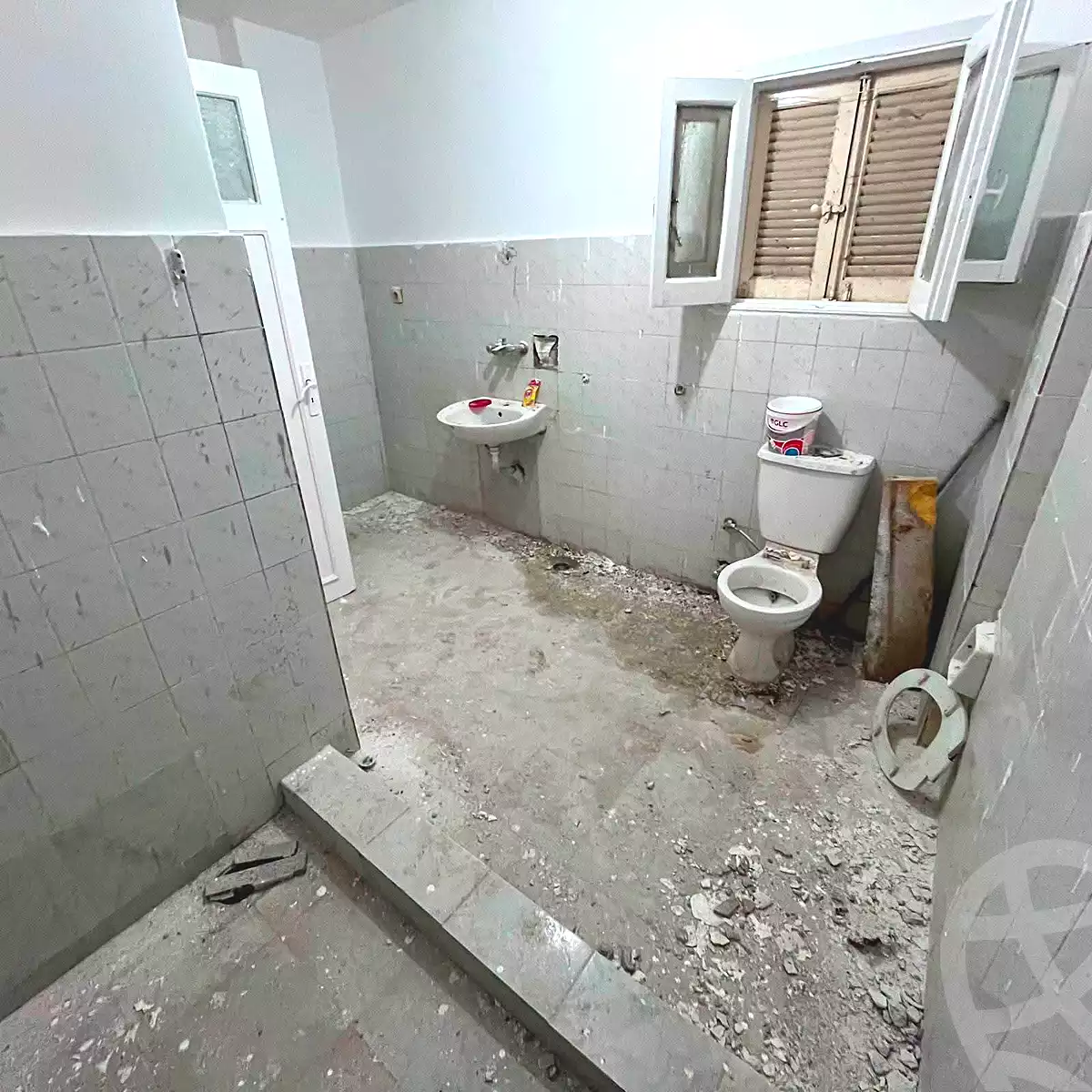 https://aqarmap.com.eg/en/listing/7239137-for-sale-alexandria-al-agamy-lbytsh-el-tayar-st