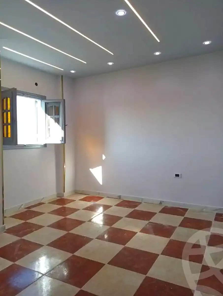 https://aqarmap.com.eg/ar/listing/7239219-for-sale-alexandria-sydy-bshr-sydy-bshr-bhry-shr-mhmwd-l-yswy