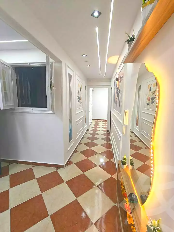 https://aqarmap.com.eg/ar/listing/7239253-for-sale-alexandria-sydy-bshr-sydy-bshr-bhry