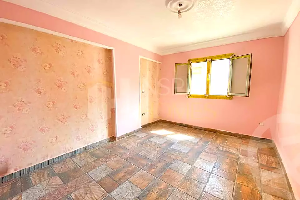 https://aqarmap.com.eg/ar/listing/7239271-for-sale-alexandria-sydy-bshr-sydy-bshr-bhry-shr-mhmwd-l-yswy