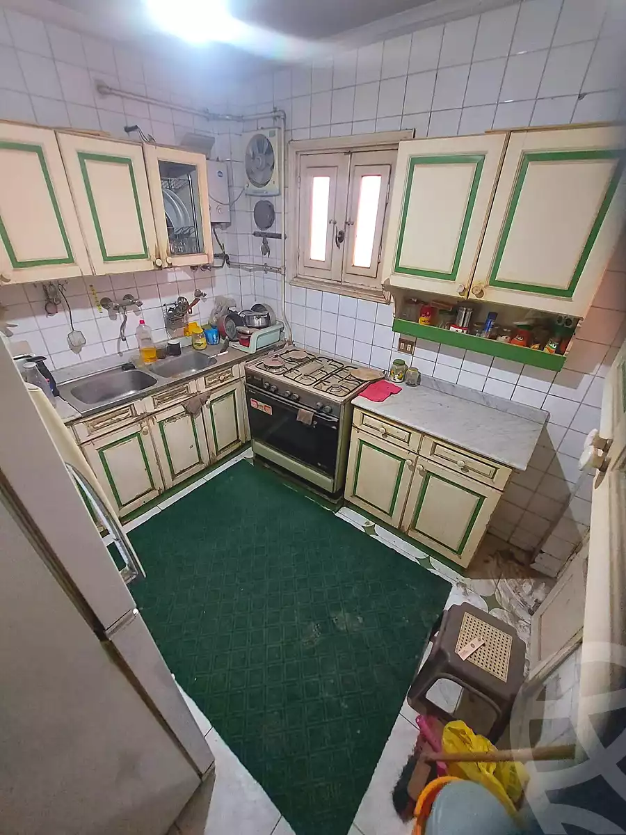 https://aqarmap.com.eg/ar/listing/7239389-for-sale-cairo-helwan-helwan-el-sharkeya-mostafa-safwat-st